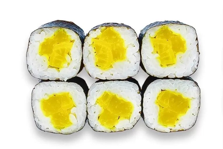 Ролл такуан